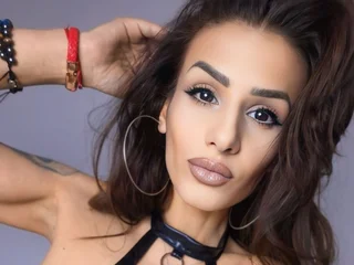 AlphaQueen profile