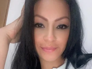 AmiraVelvet profile