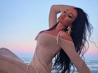 Amoraluxee profile