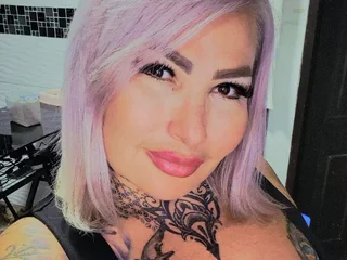 ArianaMora profile