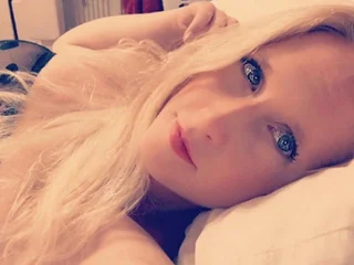 AstralElla profile