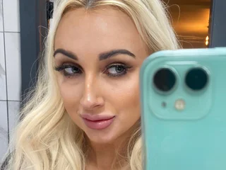 BlondieBarbieBabe profile