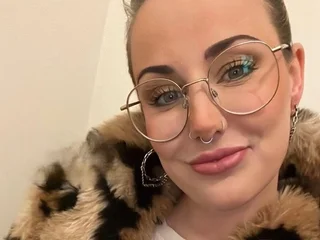 ElectricPeachx profile