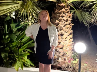 Glorious18
