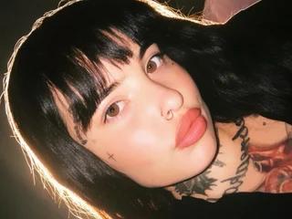HoneyDripsOnYou profile
