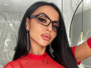 Issadorra profile