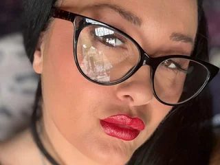 KatiekayDavis25