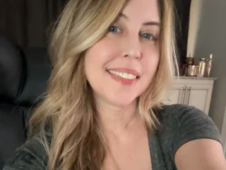 KayBayBees profile