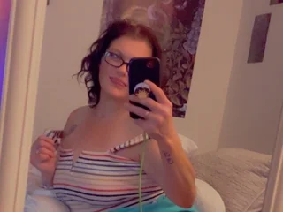 KayleighRenee profile