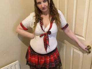 NaughtyBaddieXx profile