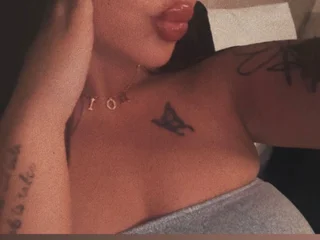 SashaLuxexxo profile