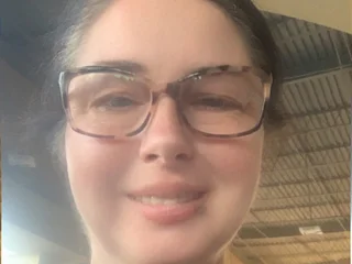 SexxyHoneyBee profile